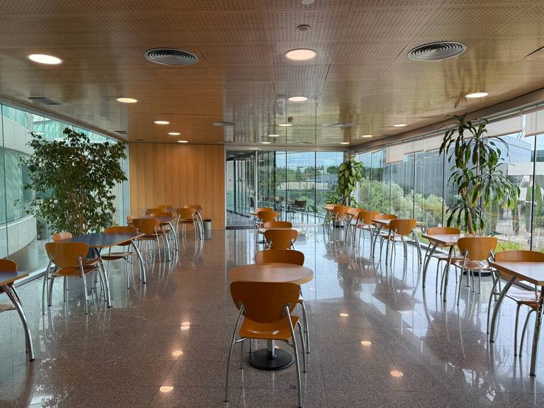 Sala principal de Café 112